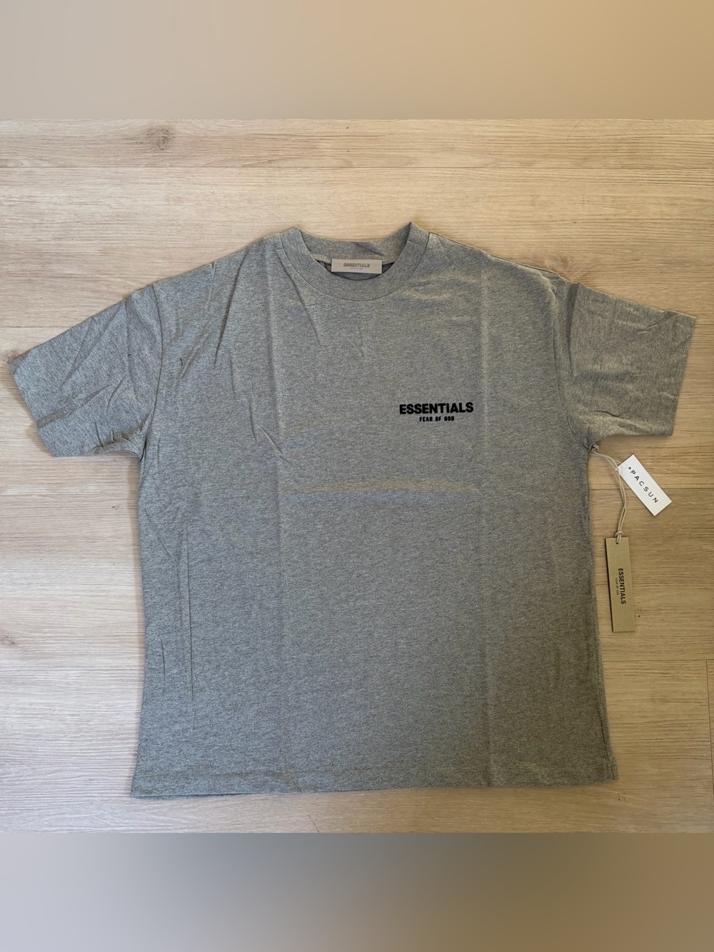 Fear of God Essentials Short Sleeves Tee in Dark Oatmeal NWT Size Large